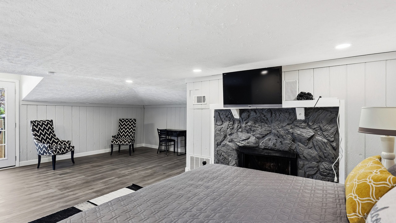 Photo of Bedroom in Belleville