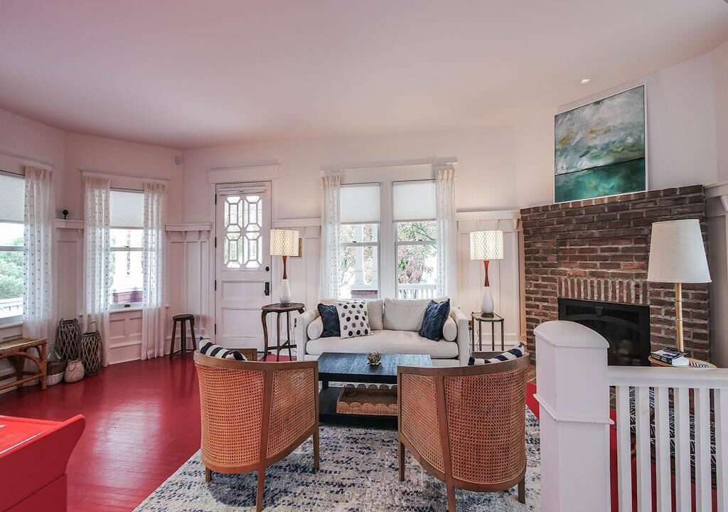 Photo of Livingroom in Gardens