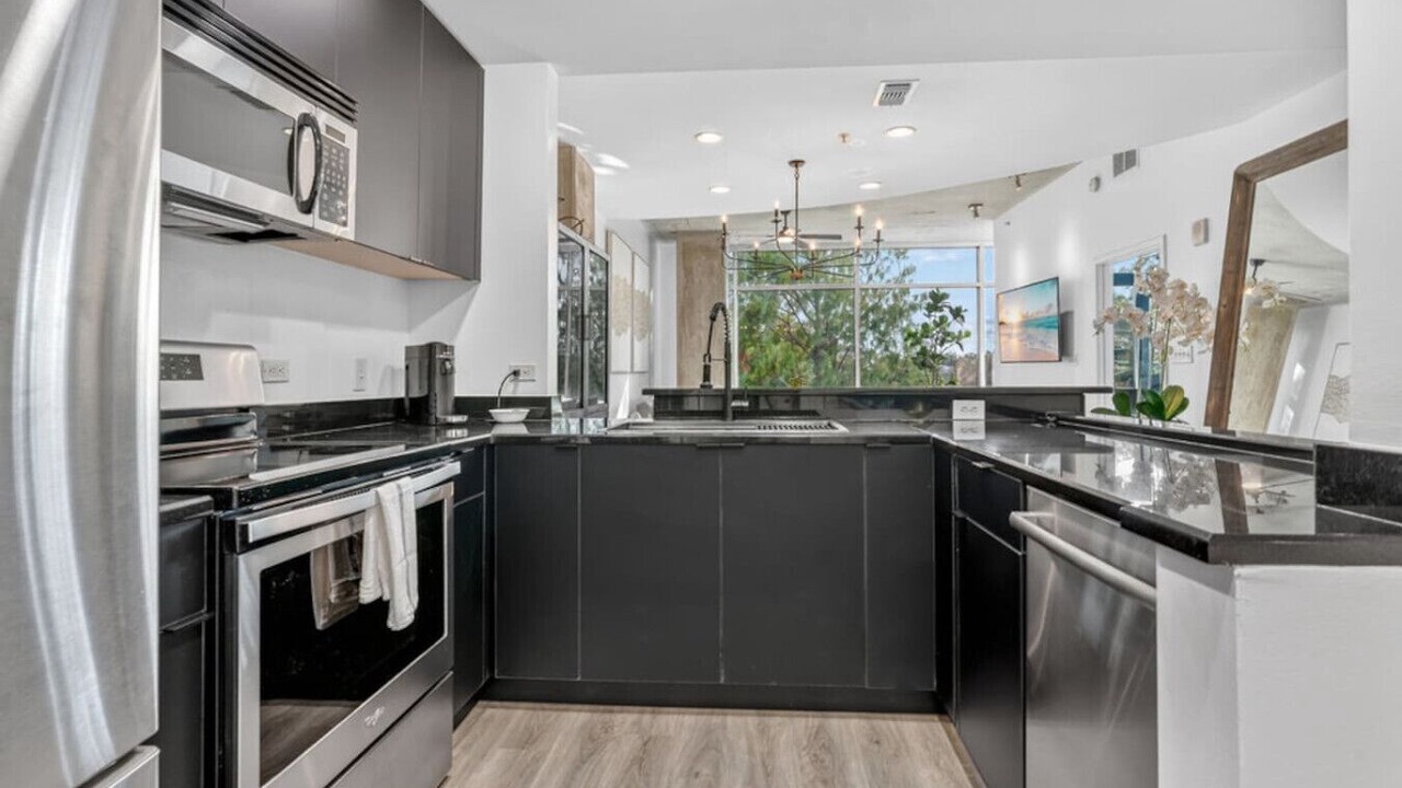 Photo of Kitchen in South Eola