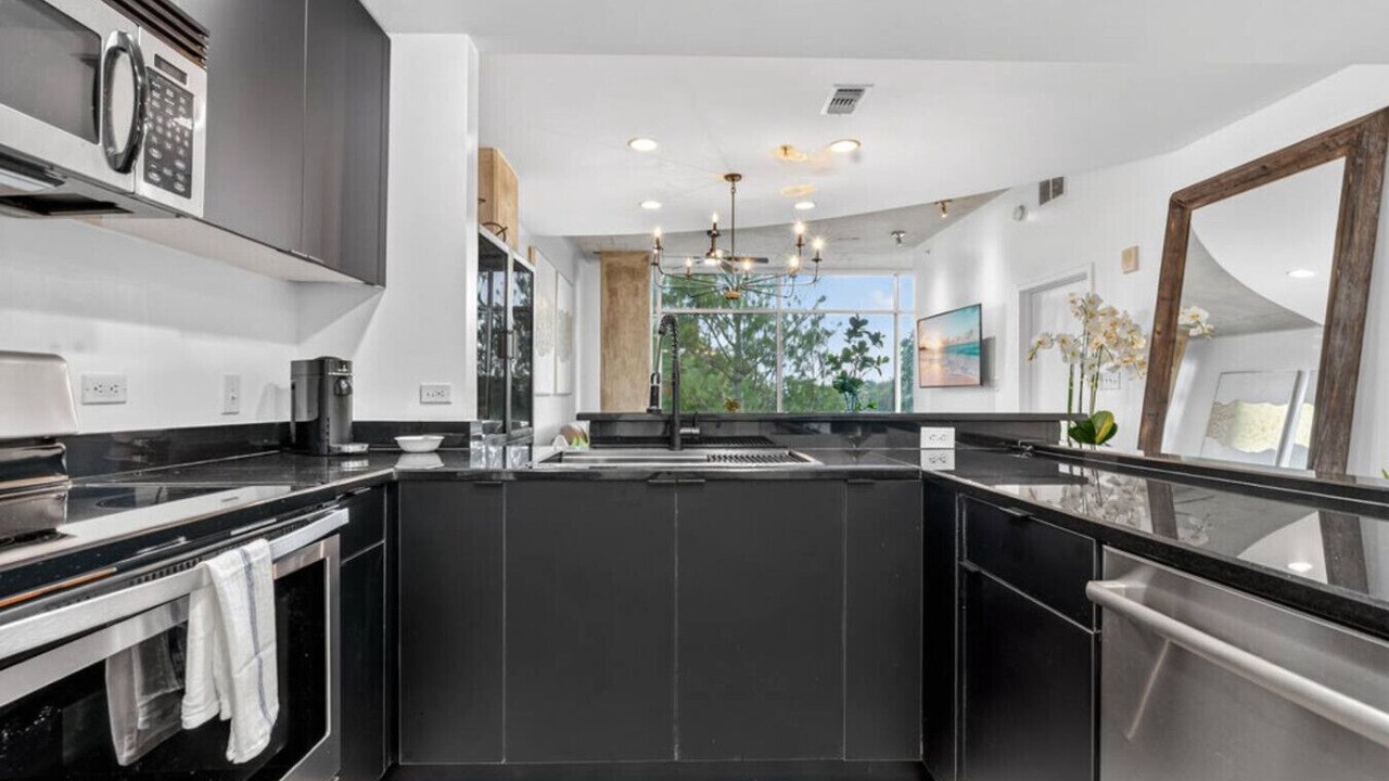 Photo of Kitchen in South Eola
