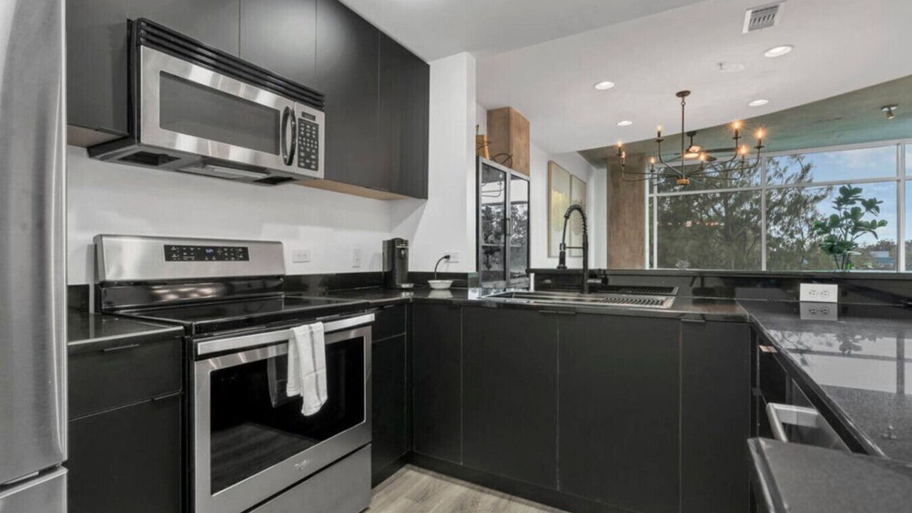Photo of Kitchen in South Eola