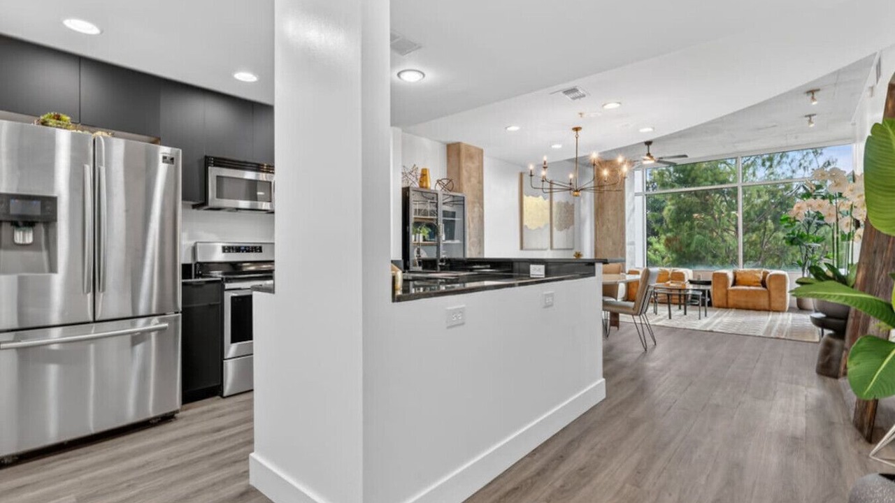 Photo of Kitchen in South Eola