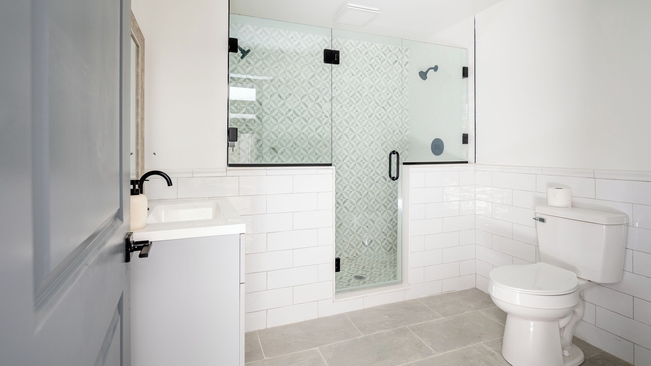 Photo of Bathroom in Saranac