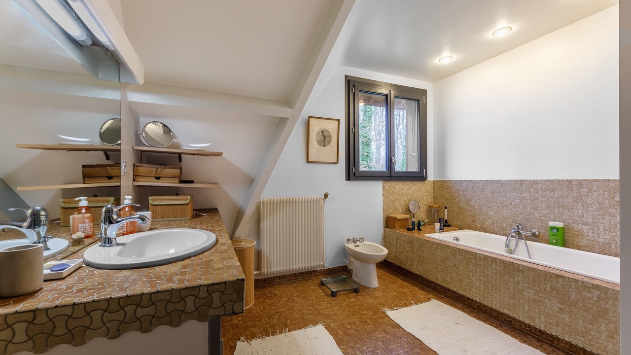 Photo of Bathroom in La Couture Boussey