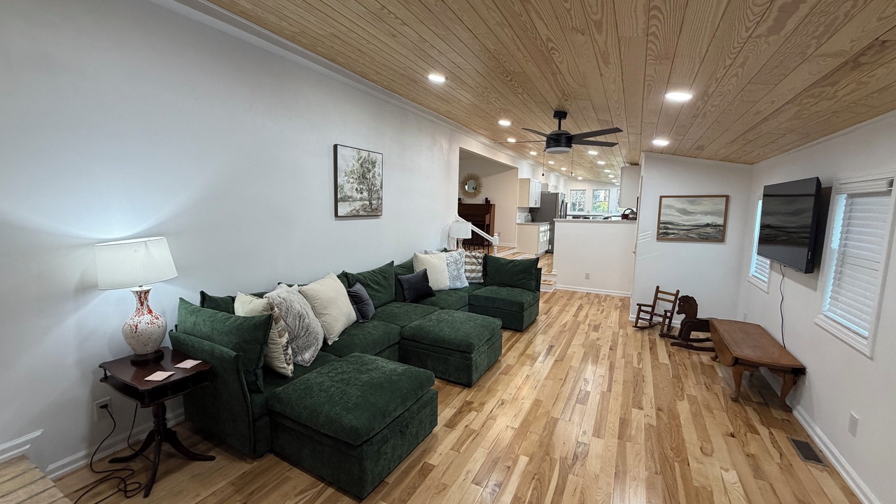 Photo of Livingroom in Chappells