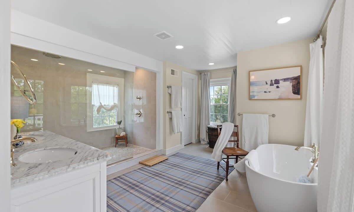 Photo of Bathroom in Cedar Mountain