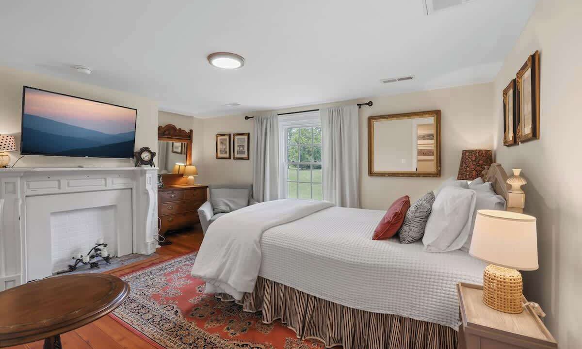 Photo of Bedroom in Cedar Mountain