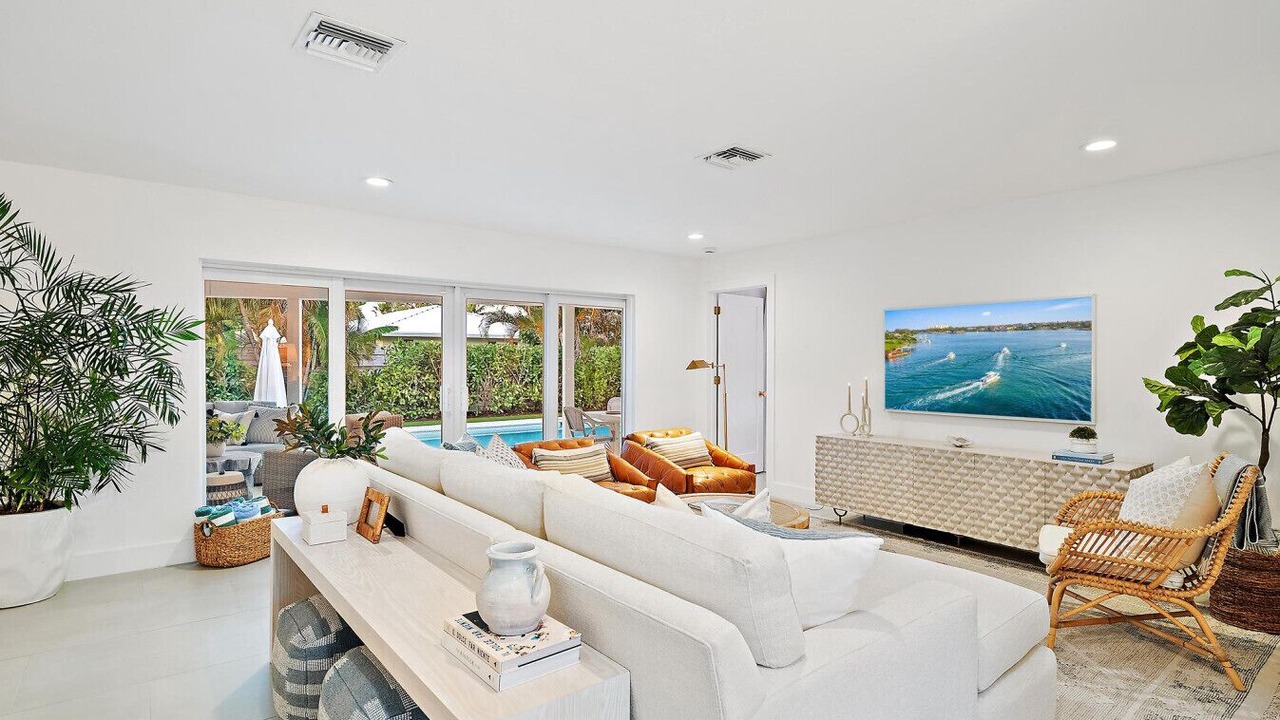 Photo of Livingroom in Jupiter