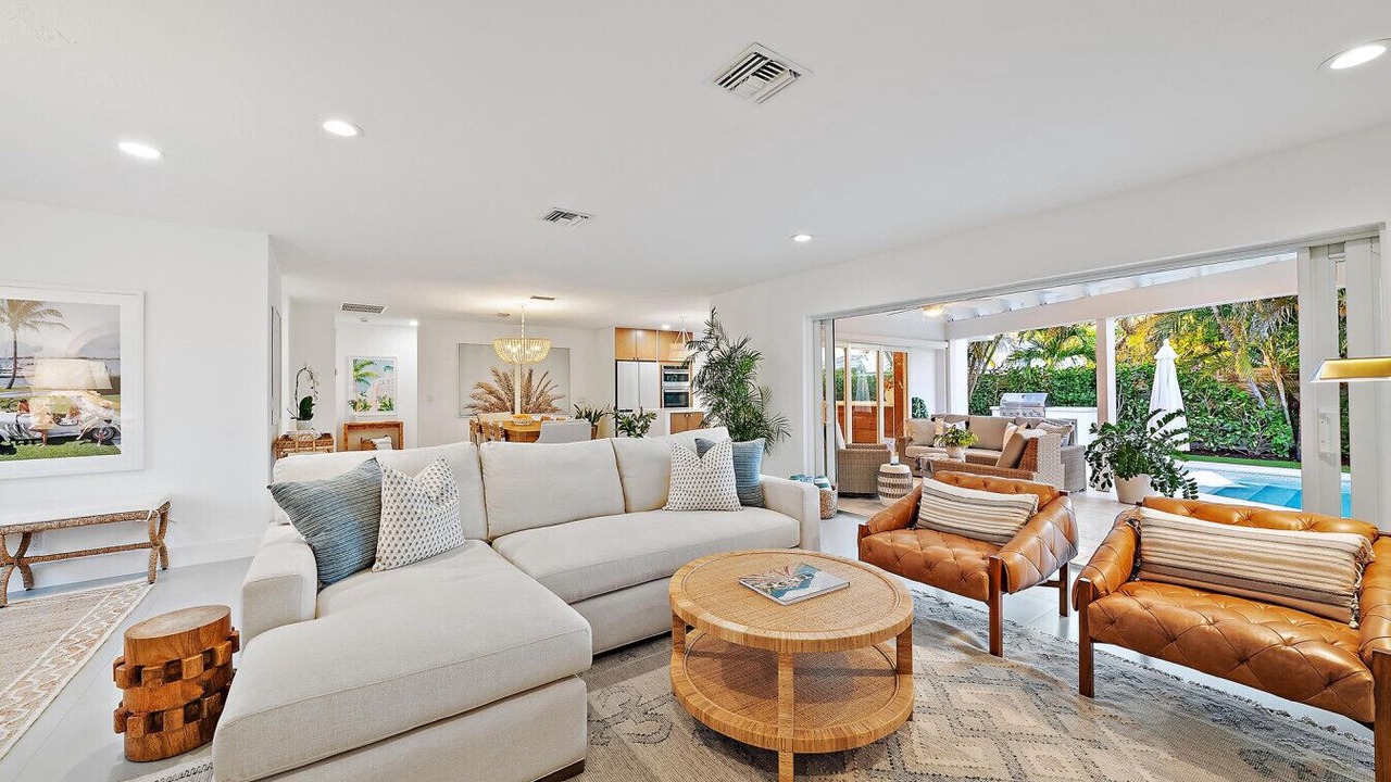 Photo of Livingroom in Jupiter