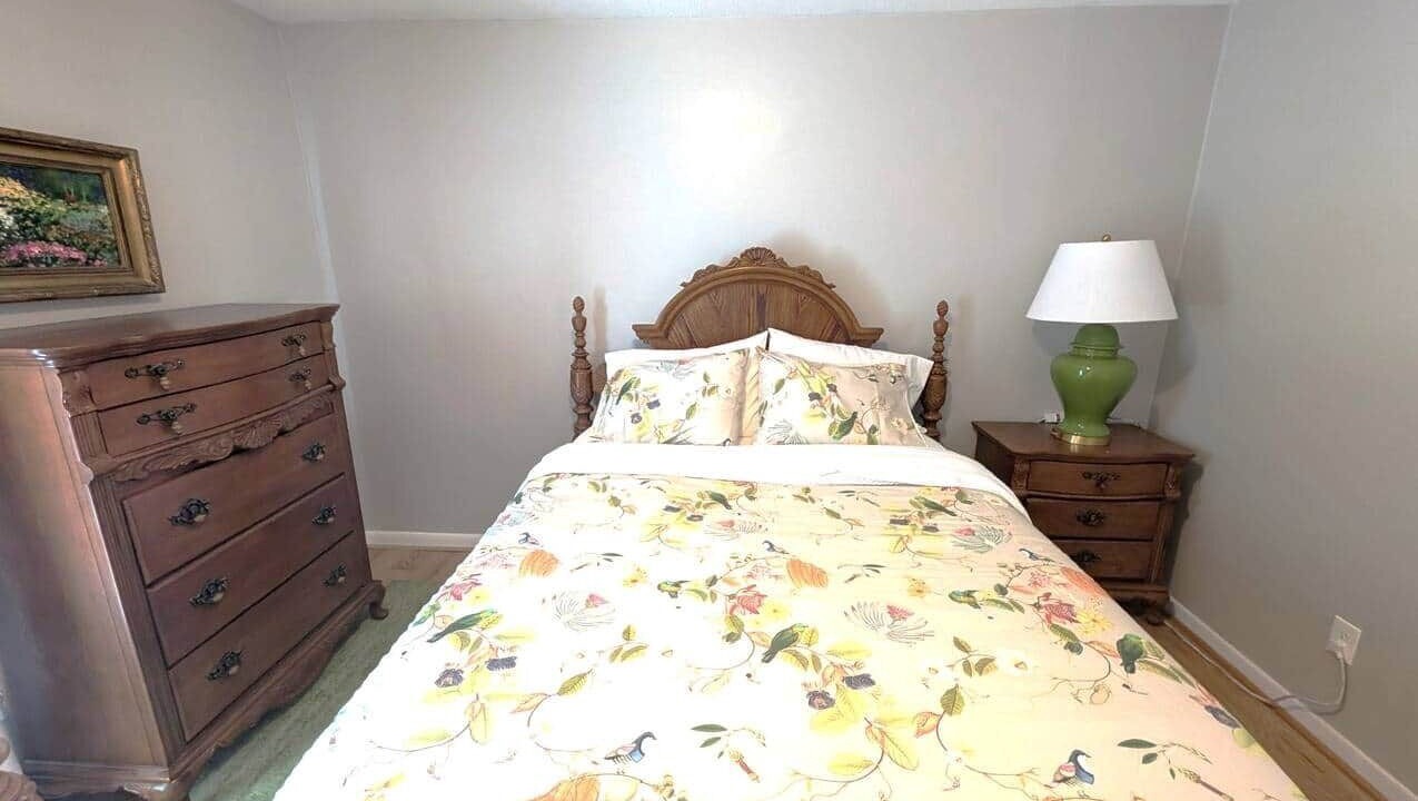 Photo of Bedroom in Forest Acres