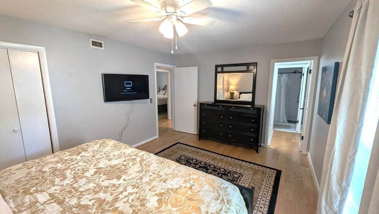 Photo of Bedroom in Forest Acres