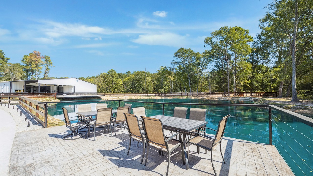 Photo of Outdoor in Plantersville