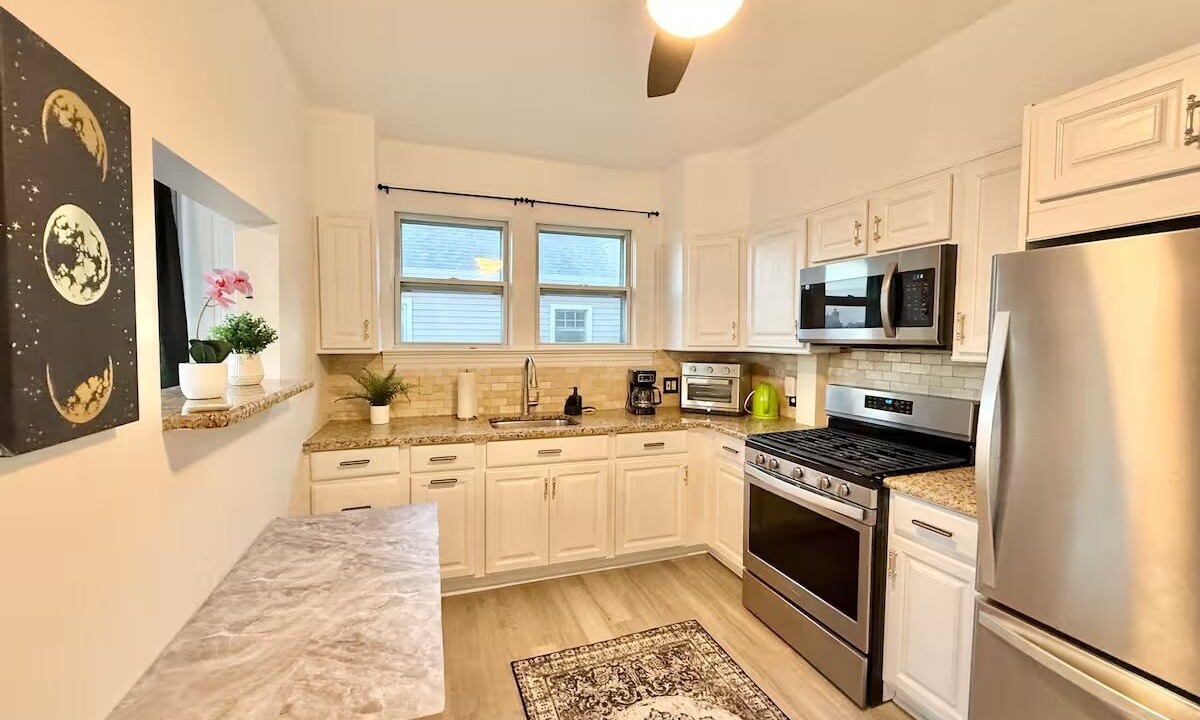 Photo of Kitchen in Edgewater
