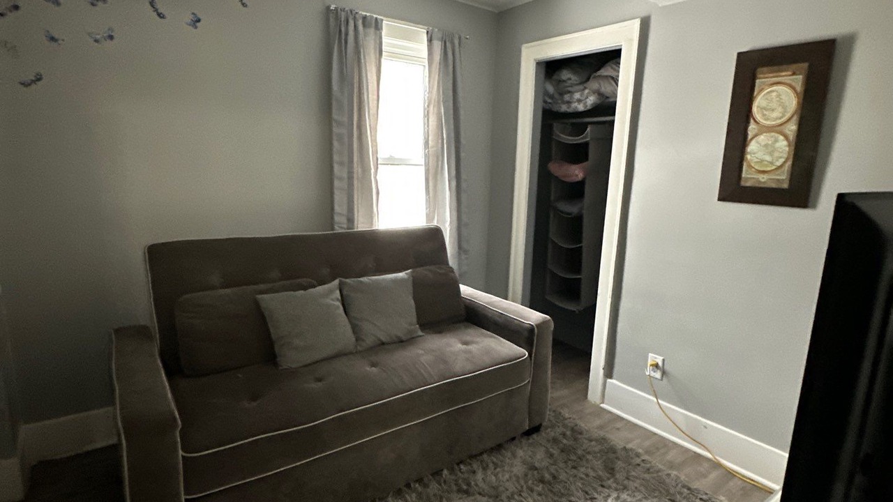 Photo of Livingroom in Sandwich Towne