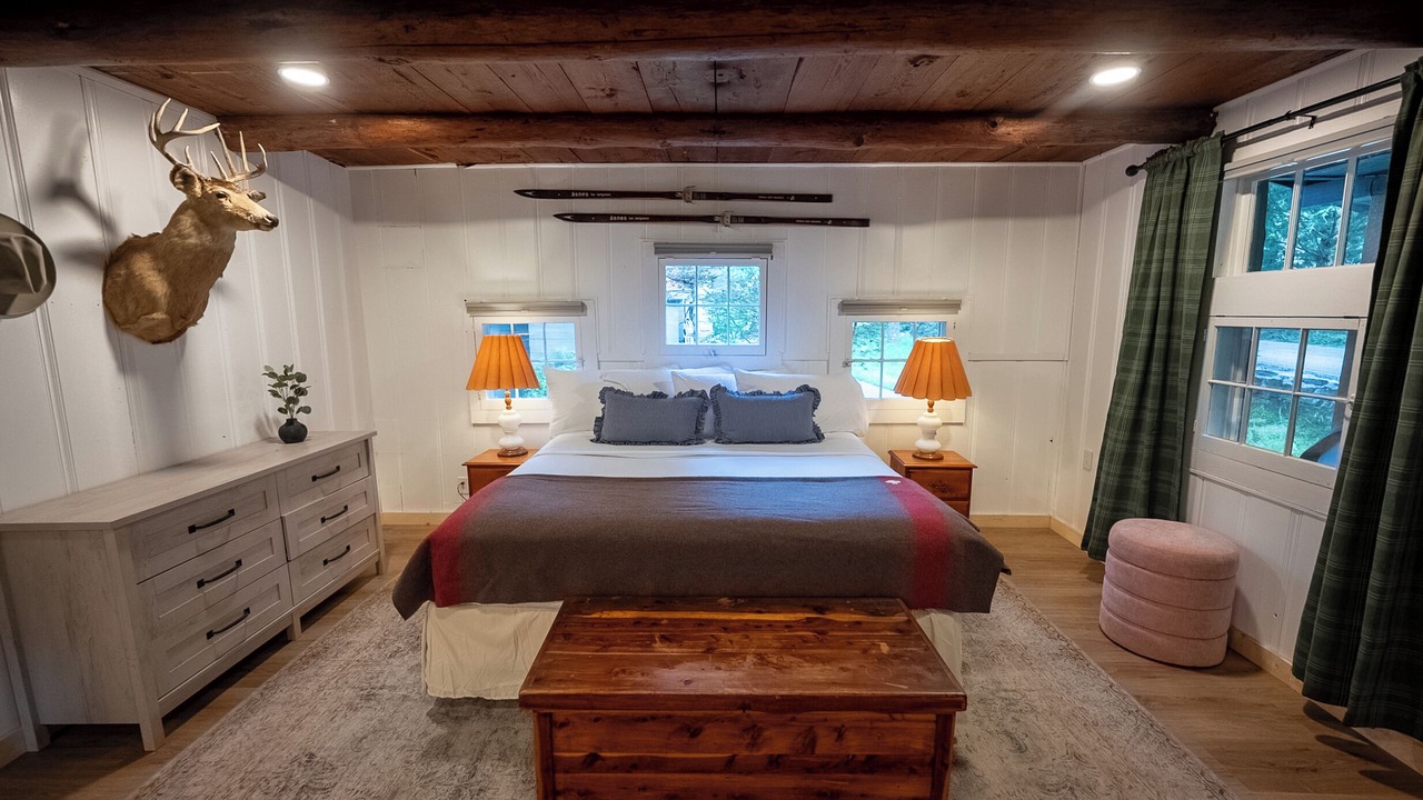 Photo of Bedroom in Eureka Springs