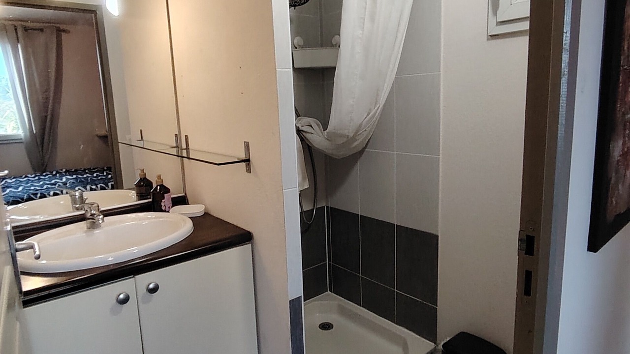 Photo of Bathroom in Fabregues