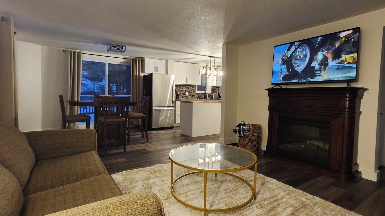 Photo of Livingroom in Owen Sound