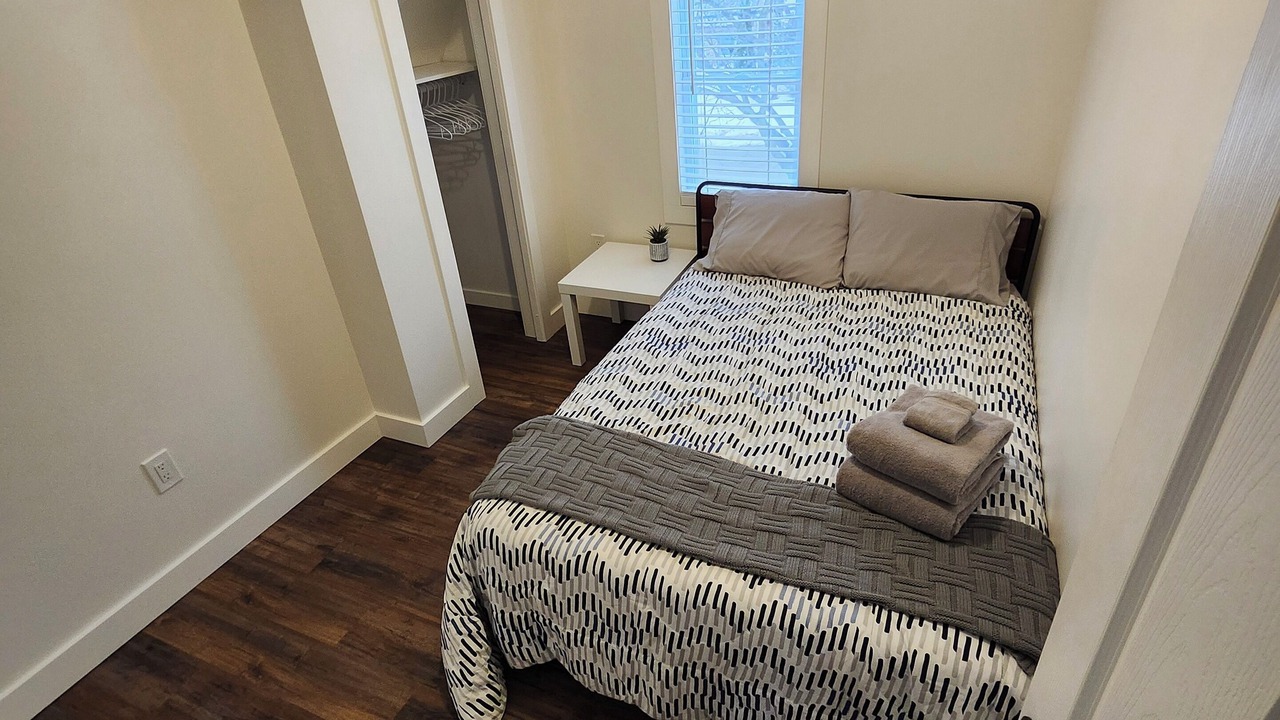 Photo of Bedroom in Owen Sound
