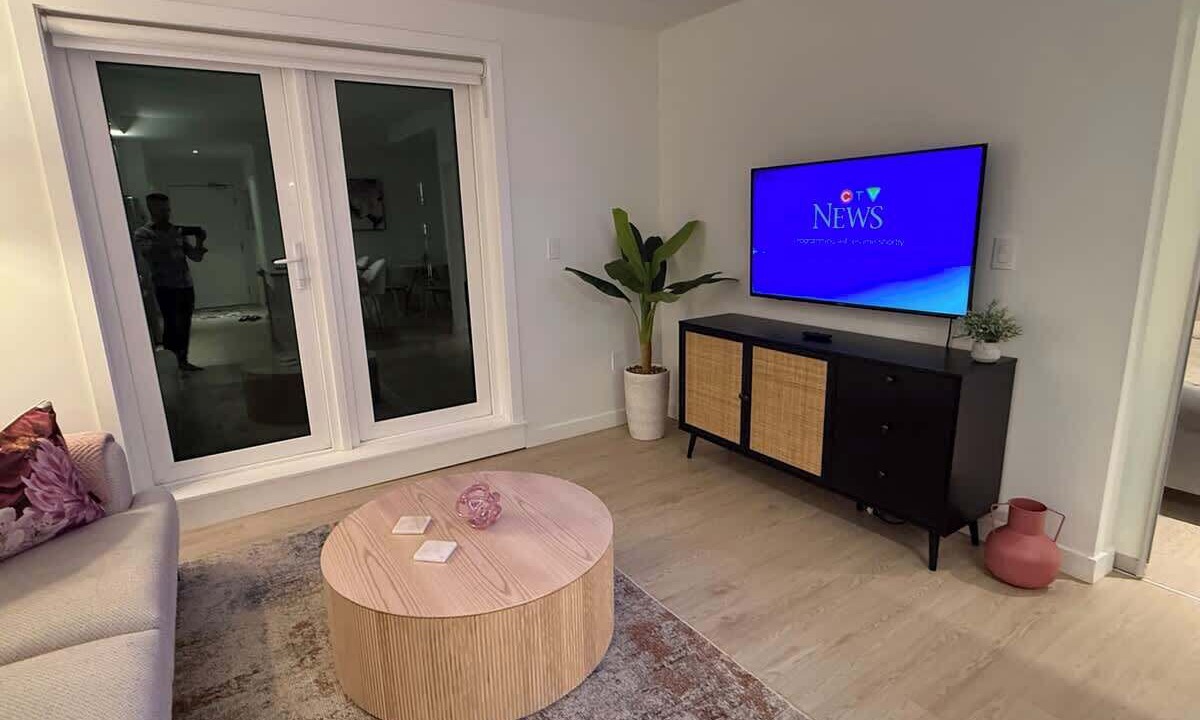 Photo of Livingroom in North End