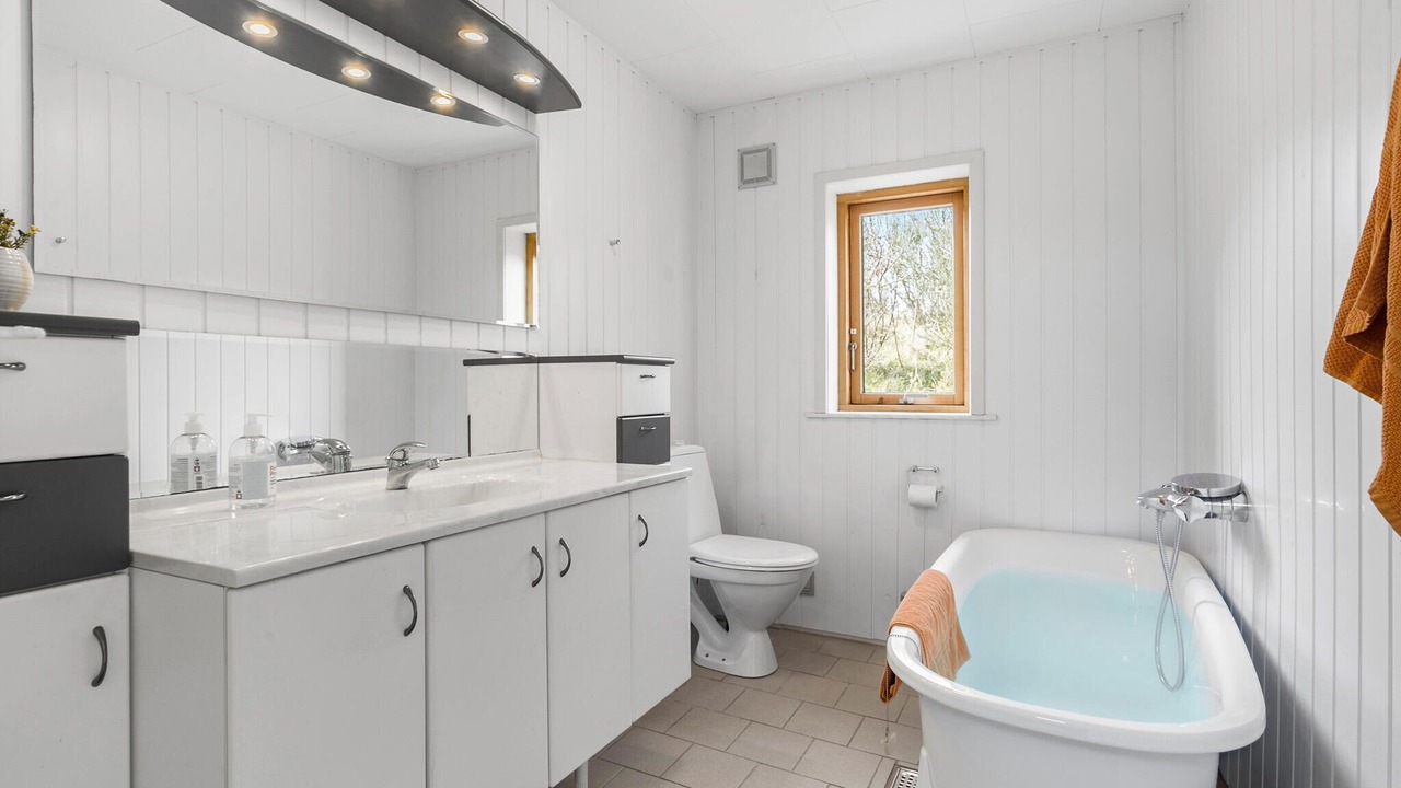 Photo of Bathroom in Fjand Badeby