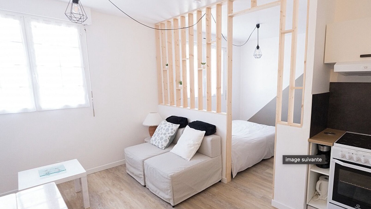 Photo of Bedroom in Republique–Point-du-Jour