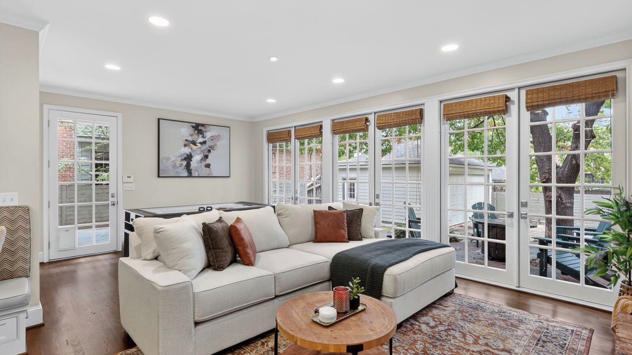 Photo of Livingroom in Park Cities