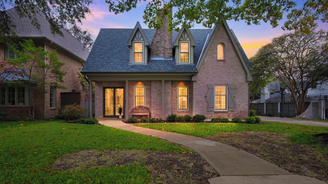 Photo of Outdoor in Park Cities