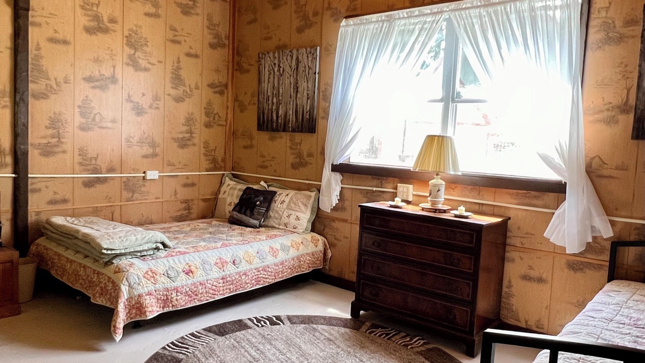 Photo of Bedroom in Long Lake