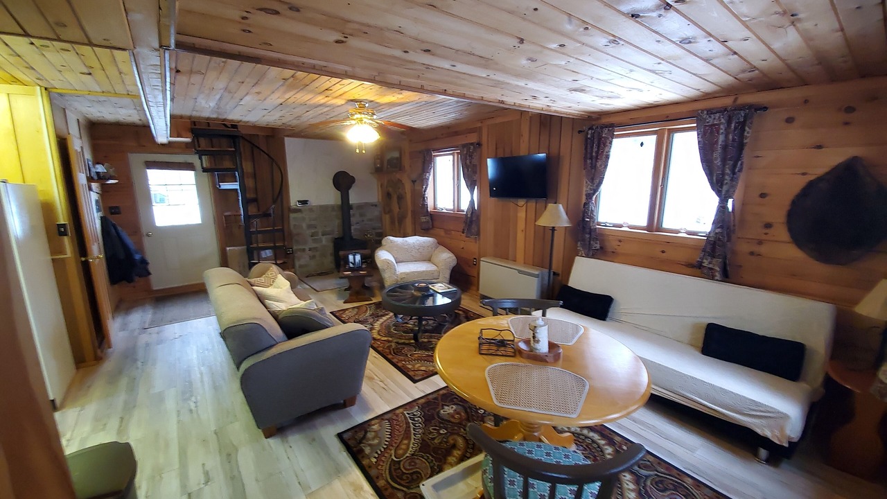 Photo of Livingroom in Long Lake