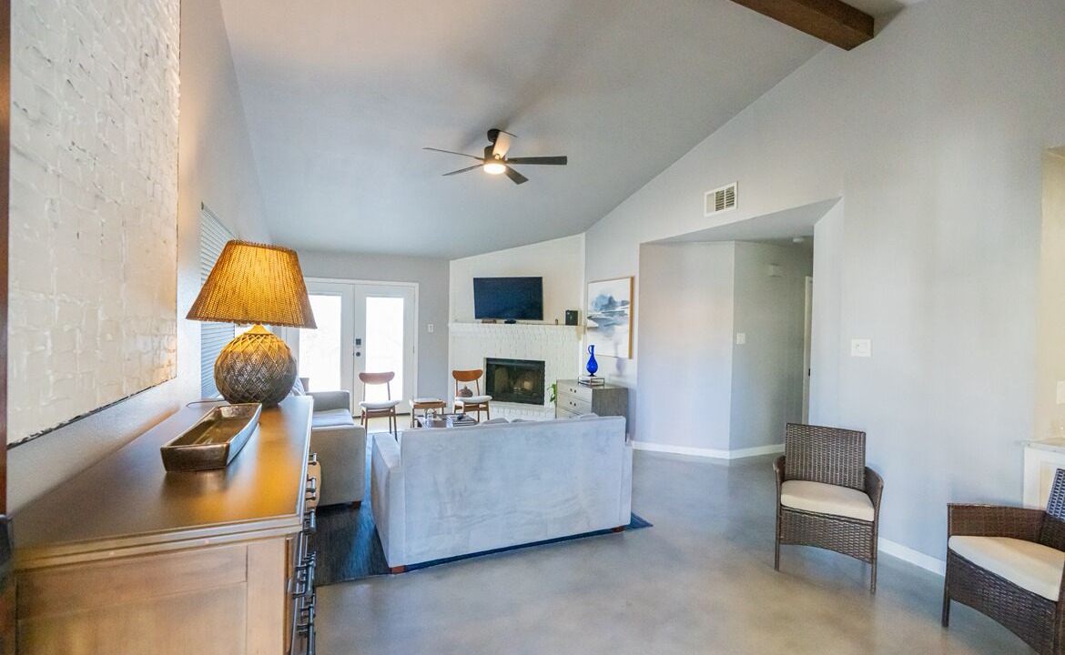 Photo of Livingroom in North San Antonio - SAT