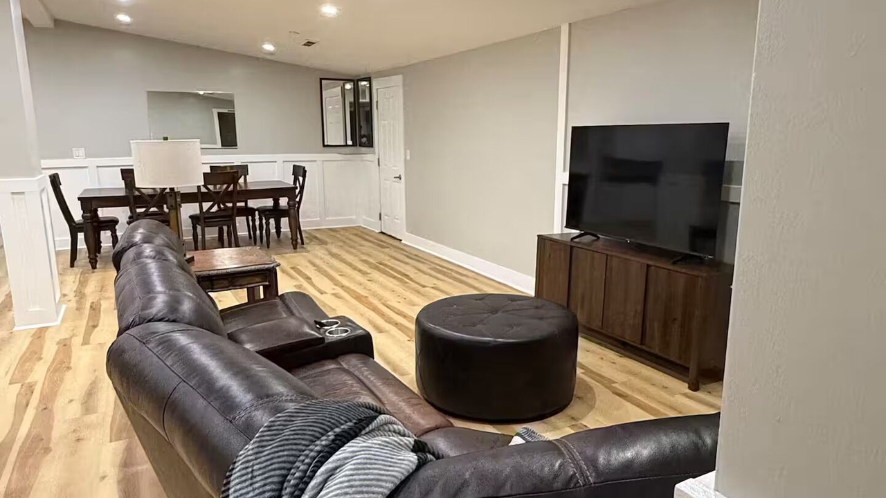 Photo of Livingroom in Banks County