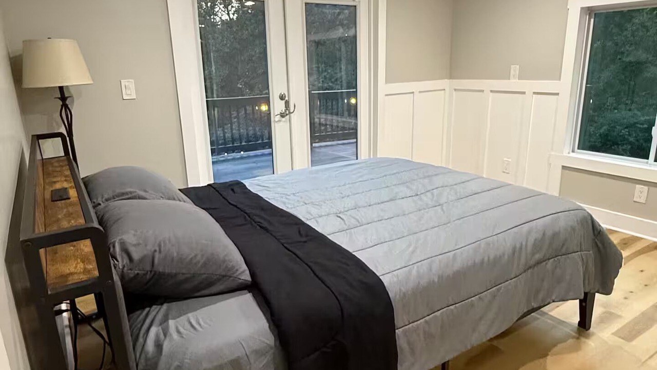 Photo of Bedroom in Banks County