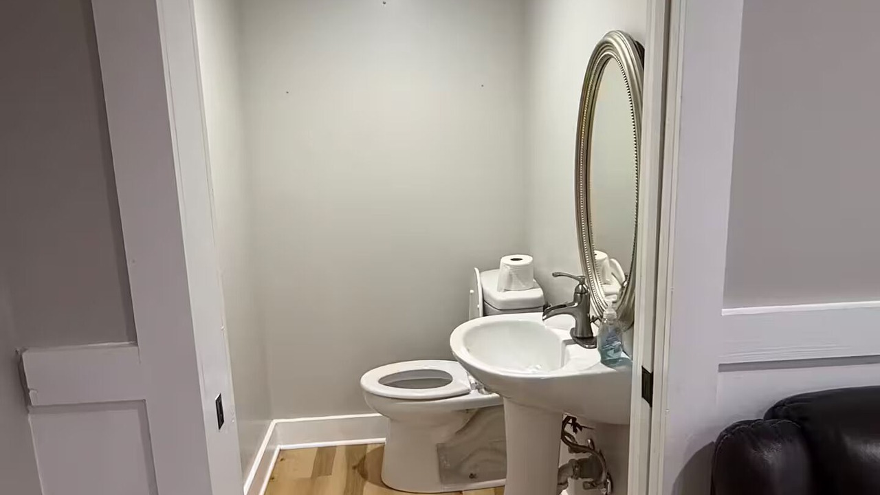 Photo of Bathroom in Banks County