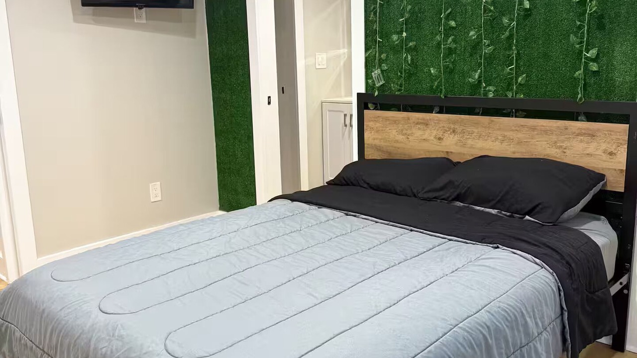 Photo of Bedroom in Banks County