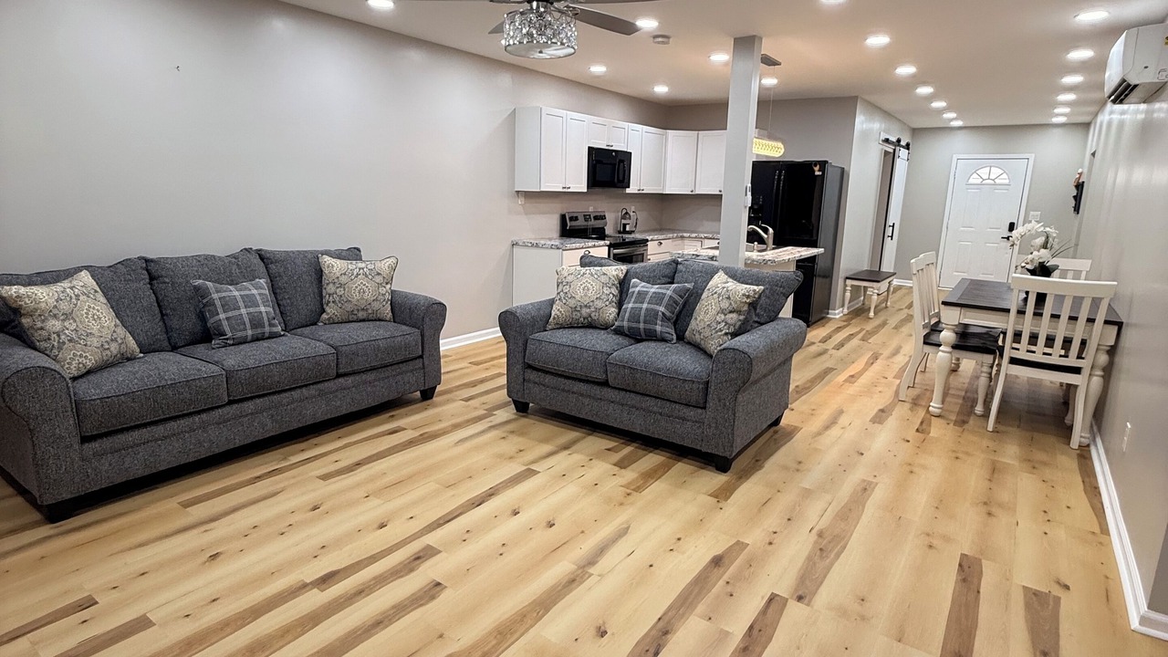 Photo of Livingroom in Banks County