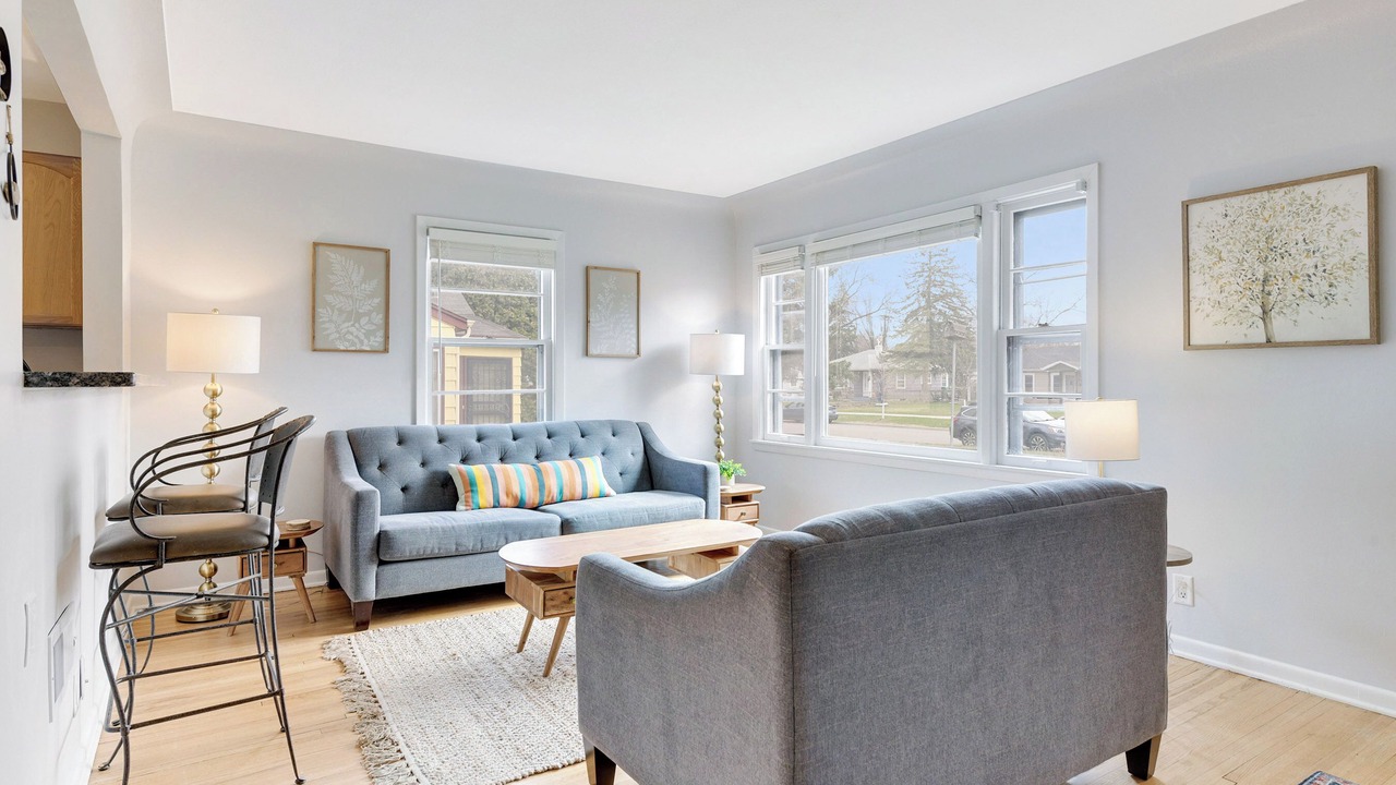 Photo of Livingroom in St. Louis Park
