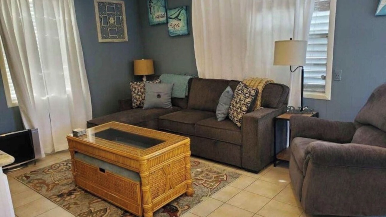 Photo of Livingroom in Terramar Beach
