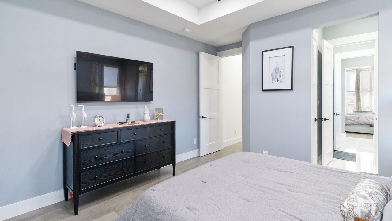 Photo of Bedroom in Manor
