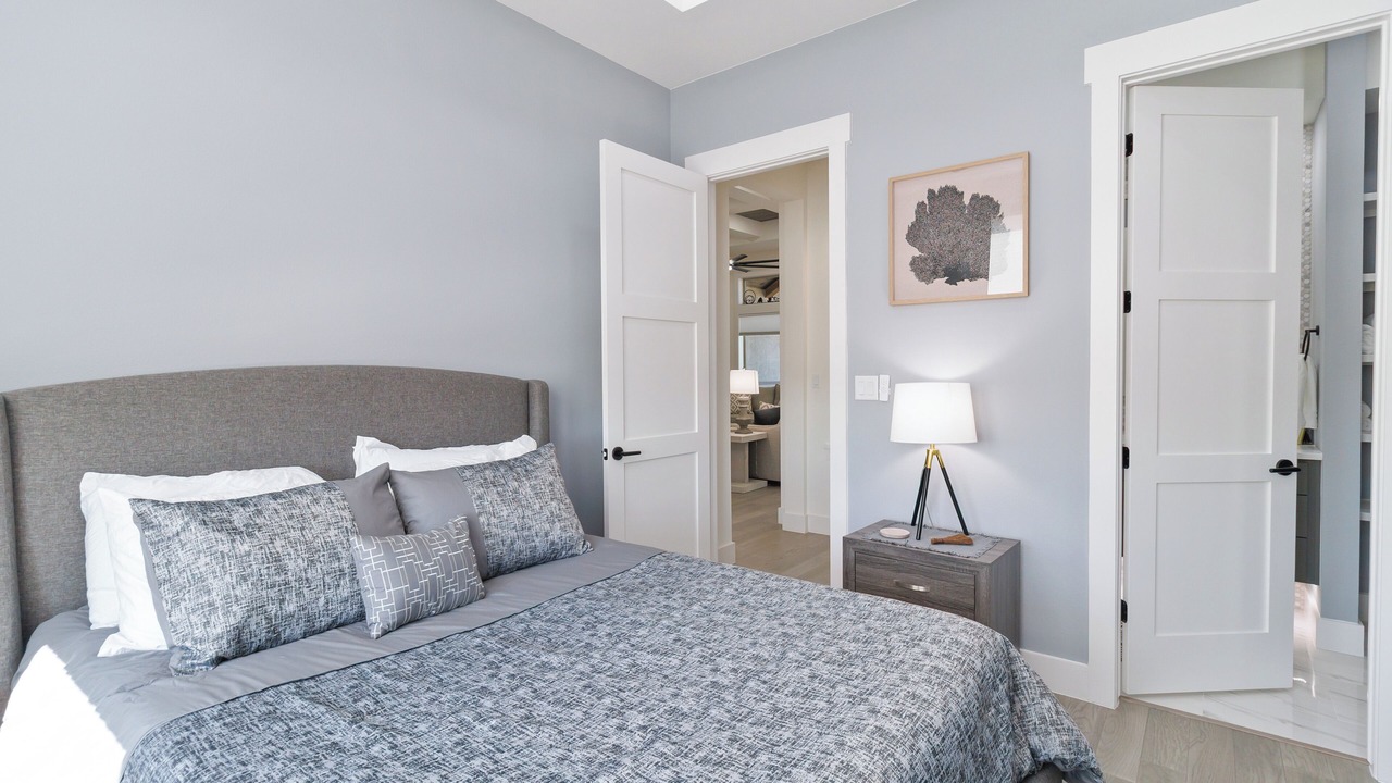Photo of Bedroom in Manor