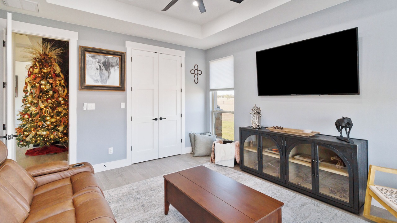 Photo of Livingroom in Manor