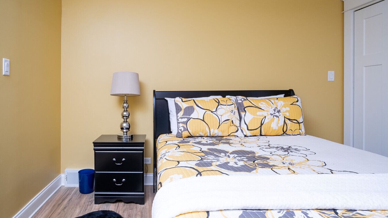 Photo of Bedroom in Fox Lake