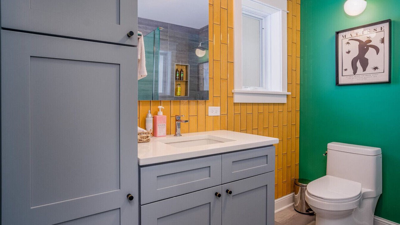 Photo of Bathroom in Fox Lake