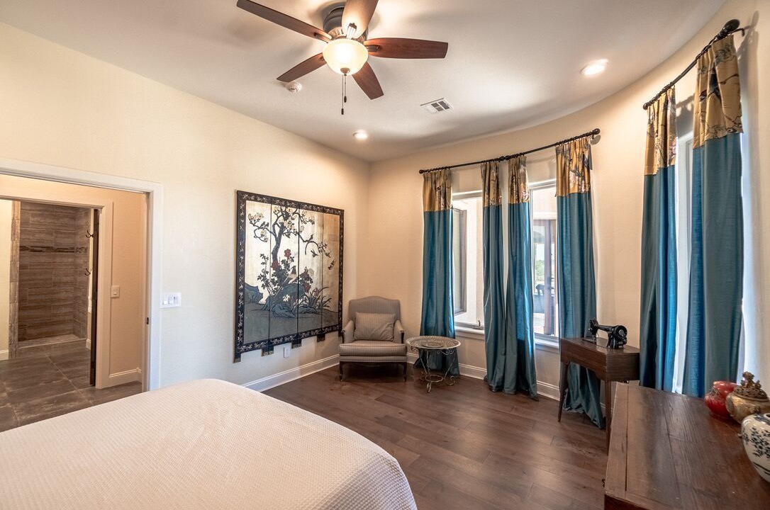 Photo of Bedroom in Blanchard