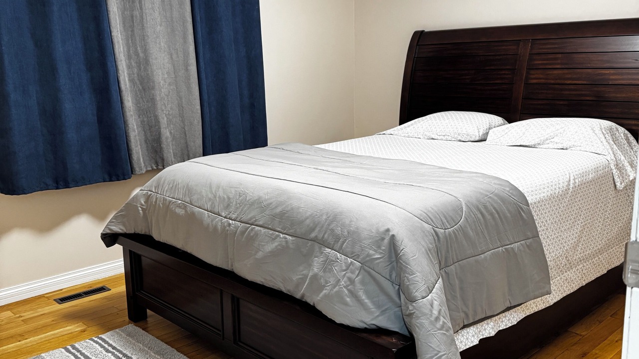 Photo of Bedroom in Thompson