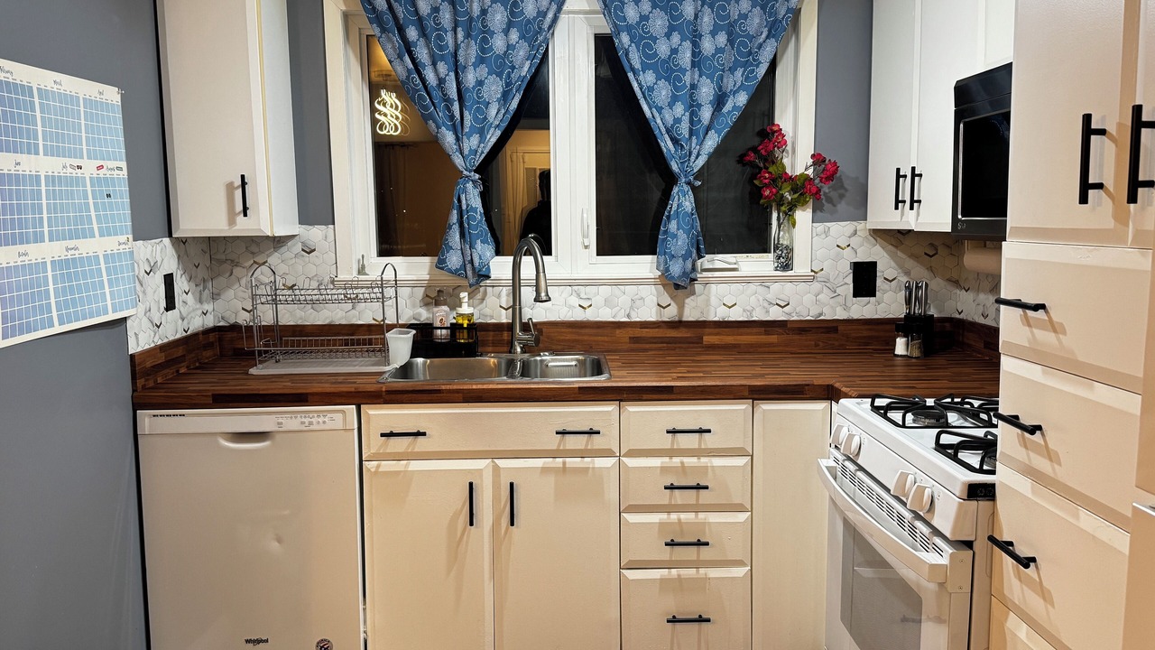 Photo of Kitchen in Thompson