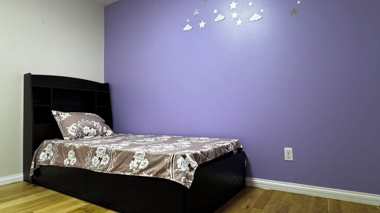 Photo of Bedroom in Thompson
