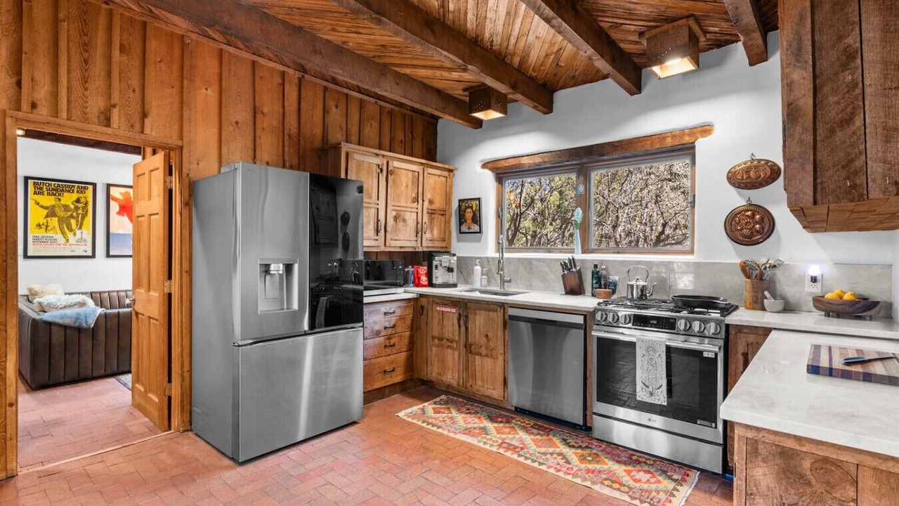 Photo of Kitchen in Northeast Santa Fe