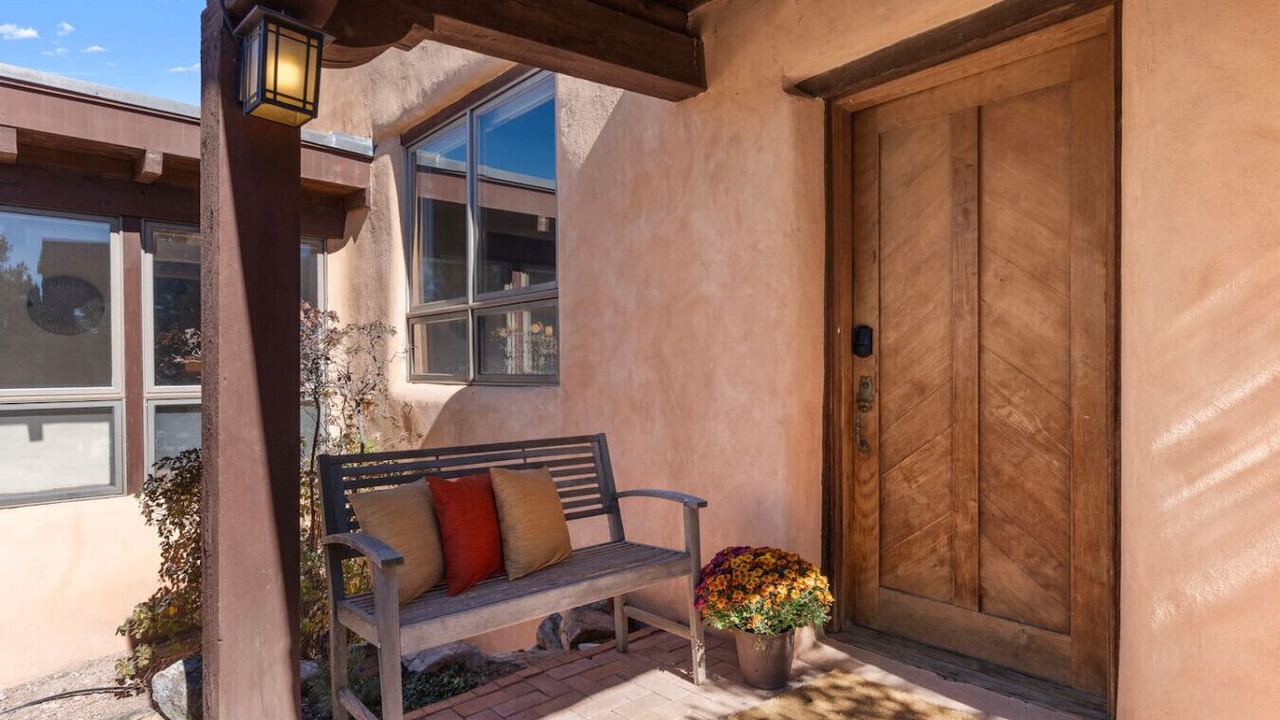 Photo of Patio Balcony in Northeast Santa Fe