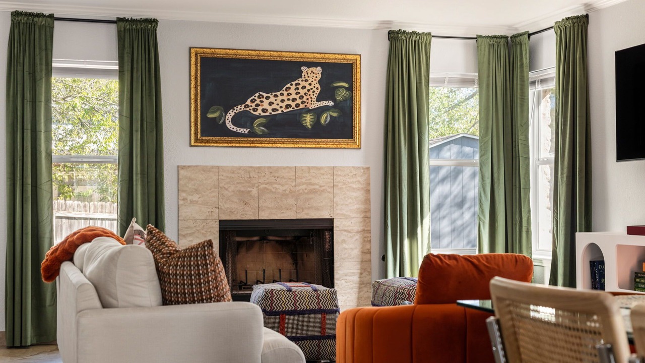 Photo of Livingroom in University Hills