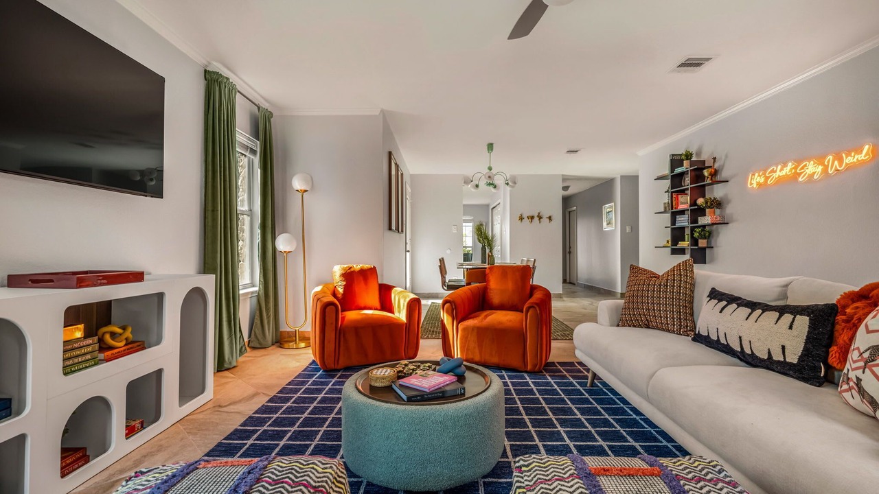 Photo of Livingroom in University Hills